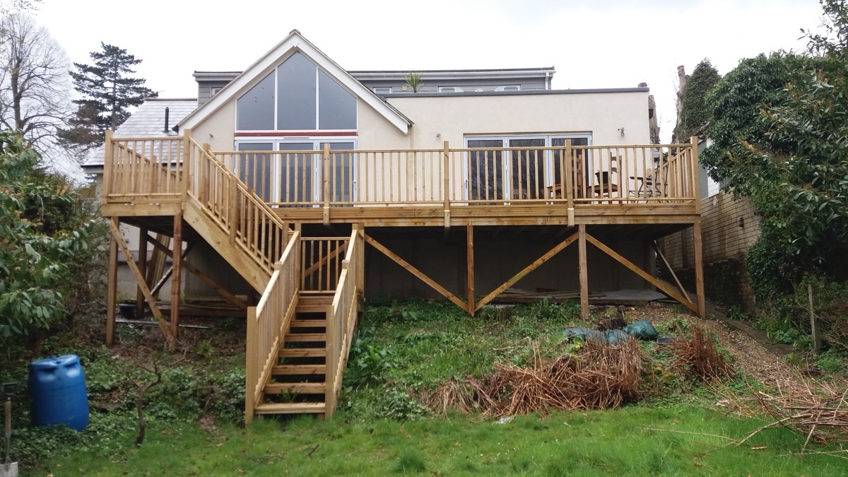Garden structure and building work